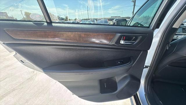 Photo of 2016 Blue Subaru Outback