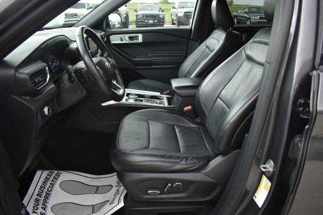 Photo of 2020 Magnetic Ford Explorer