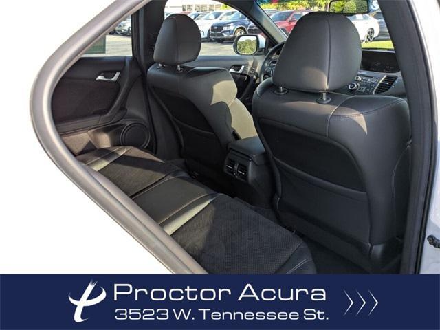 Photo of 2012 White Acura TSX