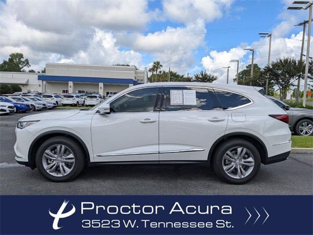 Photo of 2024 White Acura MDX