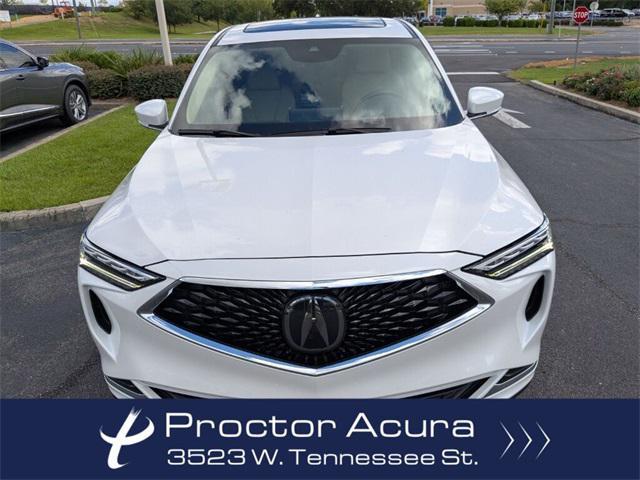 Photo of 2024 White Acura MDX