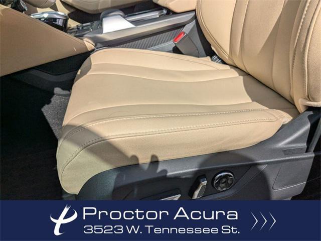 Photo of 2024 White Acura MDX