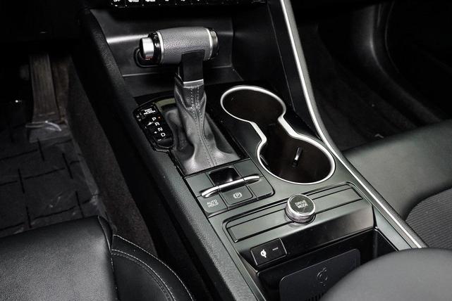 Photo of 2023 Wolf Gray Kia K5