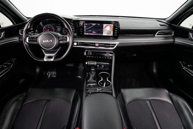 Photo of 2023 Wolf Gray Kia K5