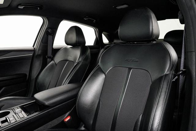 Photo of 2023 Wolf Gray Kia K5