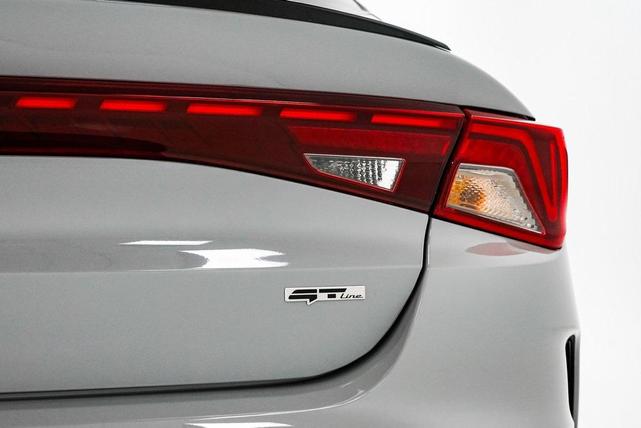 Photo of 2023 Wolf Gray Kia K5