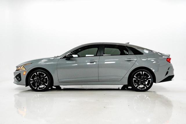 Photo of 2023 Wolf Gray Kia K5