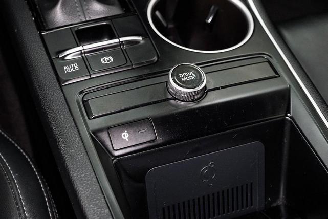 Photo of 2023 Wolf Gray Kia K5