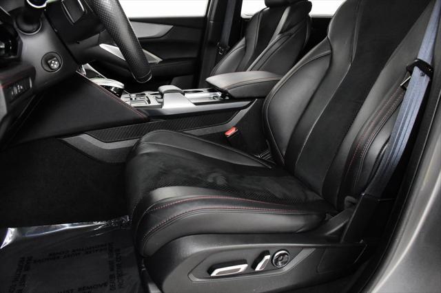 Photo of 2023 Liquid Carbon Metallic Acura MDX