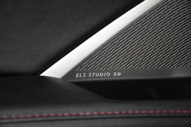Photo of 2023 Liquid Carbon Metallic Acura MDX