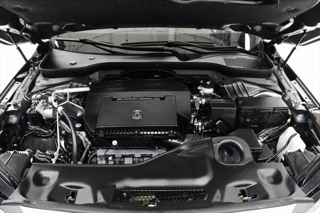 Photo of 2023 Liquid Carbon Metallic Acura MDX
