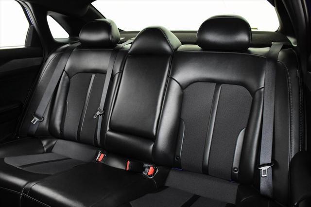 Photo of 2021 Sapphire Blue Kia K5