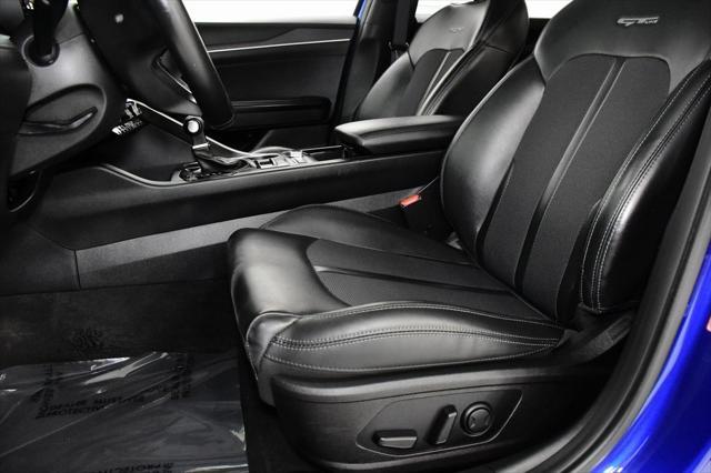 Photo of 2021 Sapphire Blue Kia K5