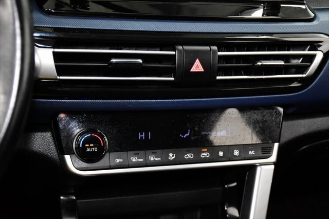 Photo of 2023 Gravity Gray Kia Seltos