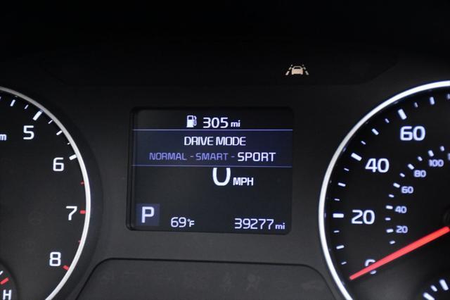 Photo of 2023 Gravity Gray Kia Seltos