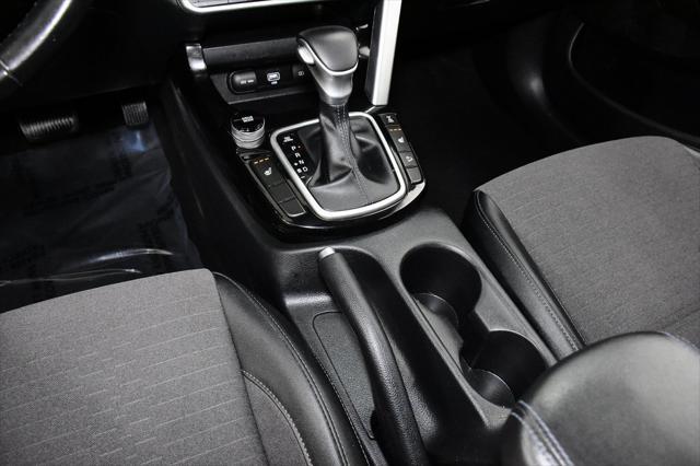 Photo of 2023 Gravity Gray Kia Seltos