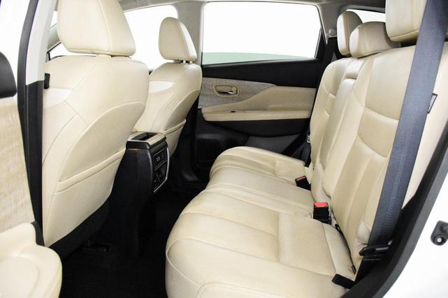 Photo of 2023 Pearl White Tricoat Nissan Murano