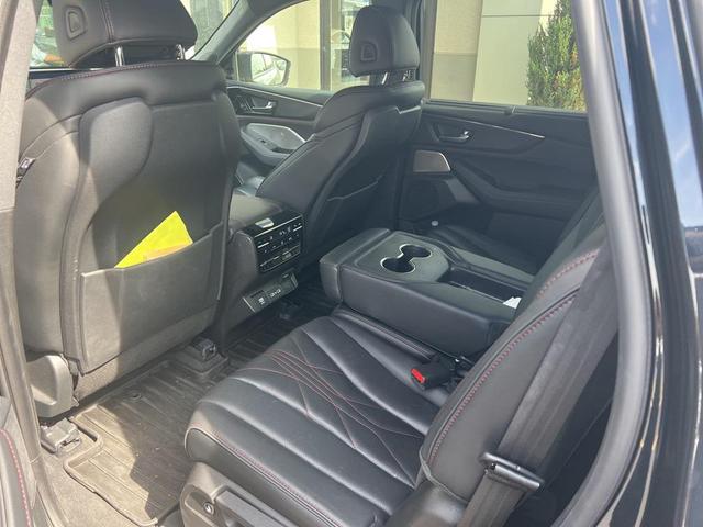 Photo of 2023 Majestic Black Pearl Acura MDX