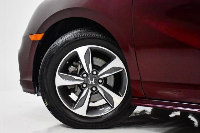 Photo of 2019 Deep Scarlet Pearl Honda Odyssey