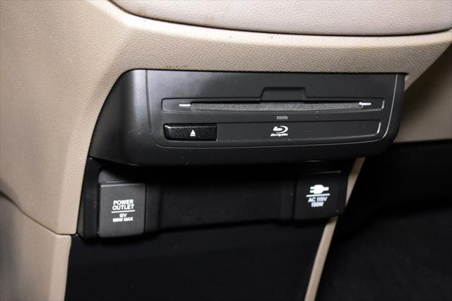 Photo of 2019 Deep Scarlet Pearl Honda Odyssey