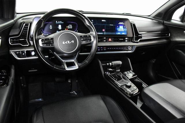 Photo of 2023 Gravity Gray Kia Sportage