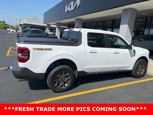 Photo of 2023 Oxford White Ford Maverick