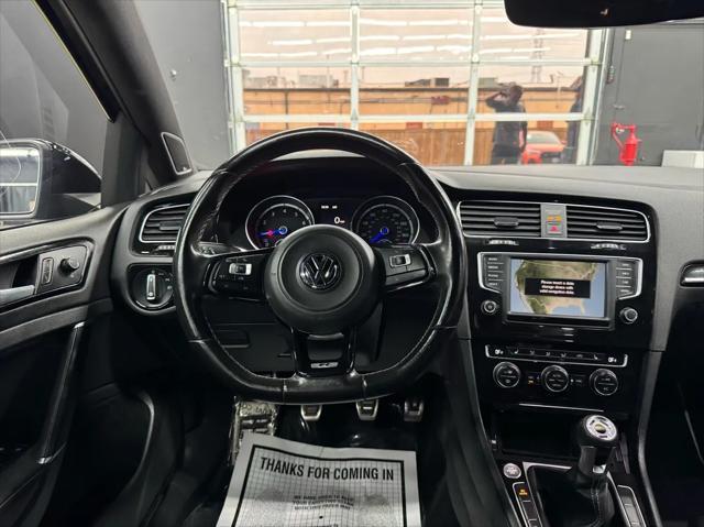 Photo of 2017 Deep Black Pearl Metallic Volkswagen Golf R