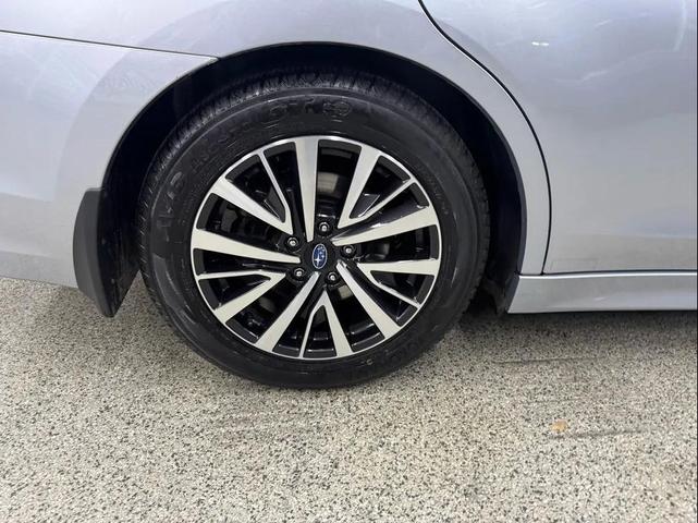 Photo of 2019 Ice Silver Metallic Subaru Legacy