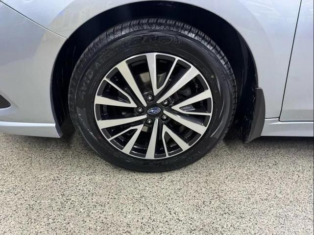 Photo of 2019 Ice Silver Metallic Subaru Legacy