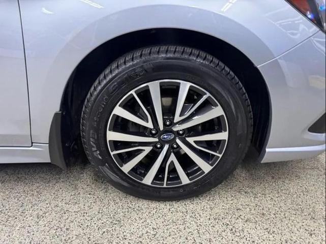 Photo of 2019 Ice Silver Metallic Subaru Legacy