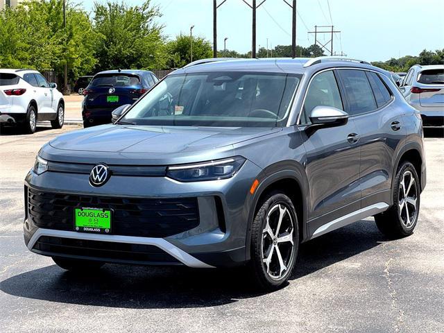 Photo of 2025 Platinum Gray Metallic Volkswagen Tiguan