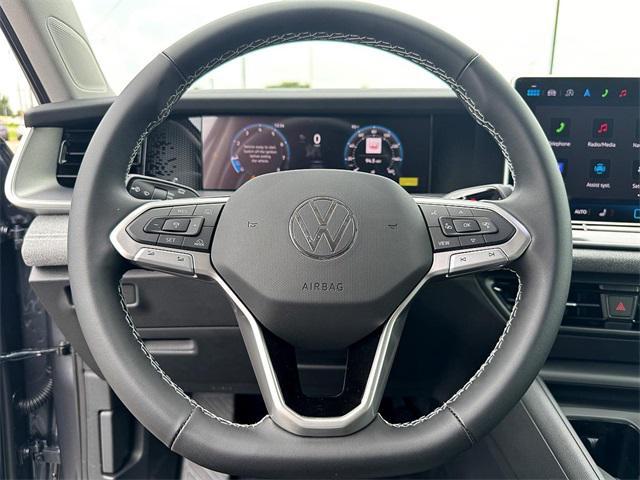 Photo of 2025 Platinum Gray Metallic Volkswagen Tiguan
