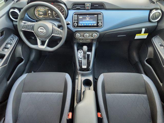 Photo of 2025 Brilliant Silver Metallic Nissan Versa