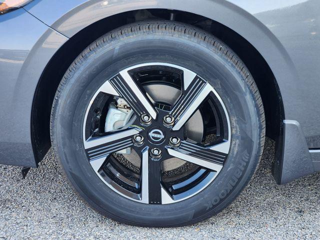 Photo of 2025 Gun Metallic Nissan Sentra