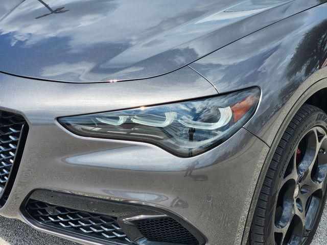 Photo of 2024 Vesuvio Gray Metallic Alfa Romeo Stelvio
