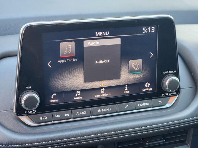 Photo of 2024 Super Black Nissan Rogue