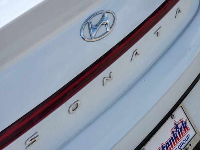 Photo of 2021 Quartz White Hyundai SONATA