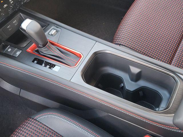 Photo of 2025 Super Black Nissan Kicks