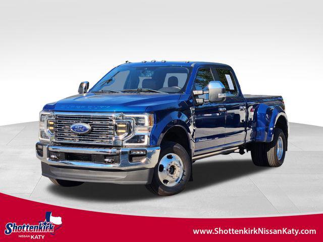 Photo of 2022 Antimatter Blue Metallic Ford F-350
