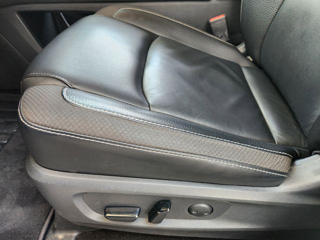 Photo of 2023 Brilliant Silver Metallic Nissan Pathfinder