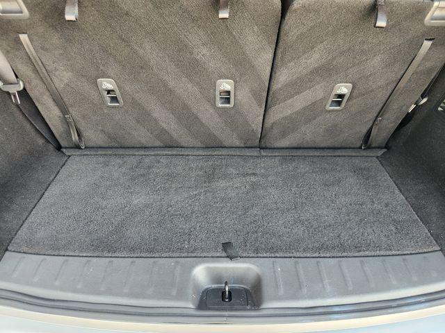 Photo of 2023 Brilliant Silver Metallic Nissan Pathfinder