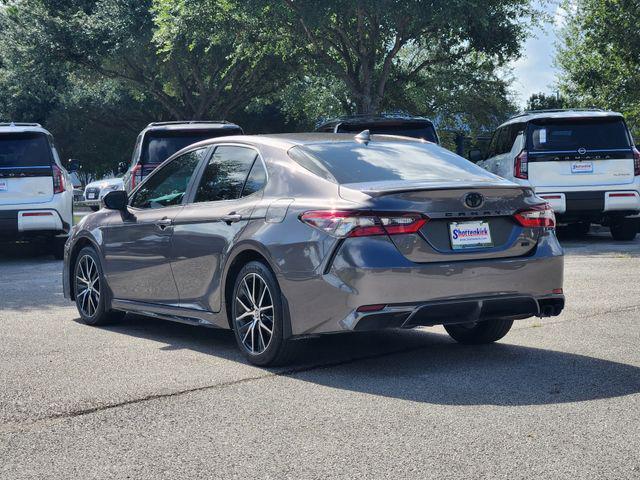 Photo of 2023 Gray Toyota Camry