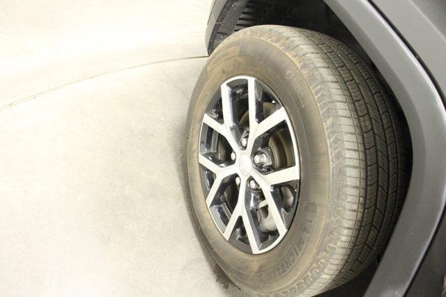 Photo of 2024 Diamond Black Jeep Grand Cherokee L