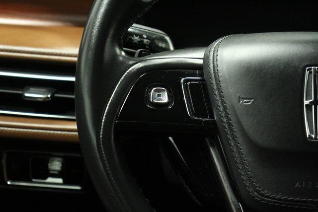 Photo of 2023 Silver Radiance Metallic Lincoln Aviator