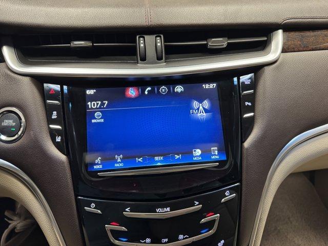 Photo of 2013 White Diamond Clearcoat Cadillac XTS
