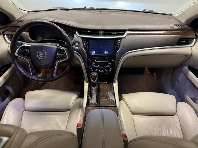 Photo of 2013 White Diamond Clearcoat Cadillac XTS