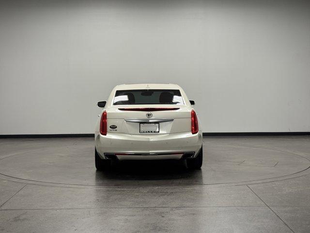 Photo of 2013 White Diamond Clearcoat Cadillac XTS