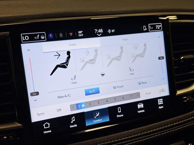 Photo of 2026 Diamond Black Chrysler Pacifica