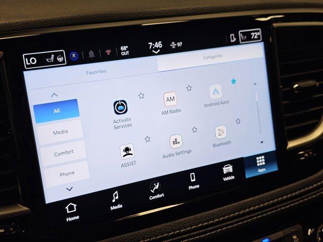 Photo of 2026 Diamond Black Chrysler Pacifica
