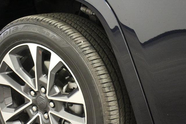 Photo of 2024 Midnight Sky Jeep Grand Cherokee L